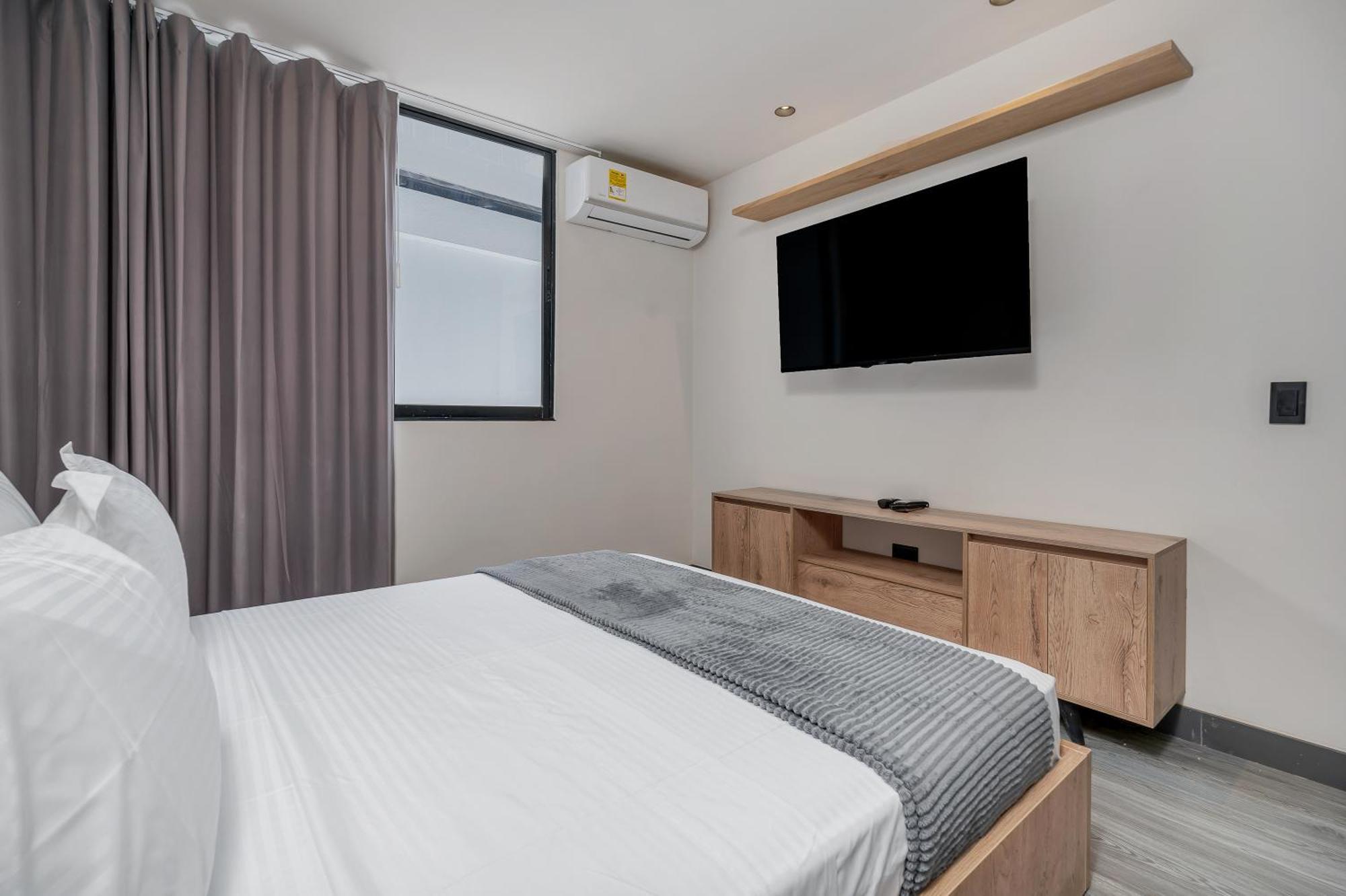 Apartamentos Housy Laureles Medellin Bagian luar foto