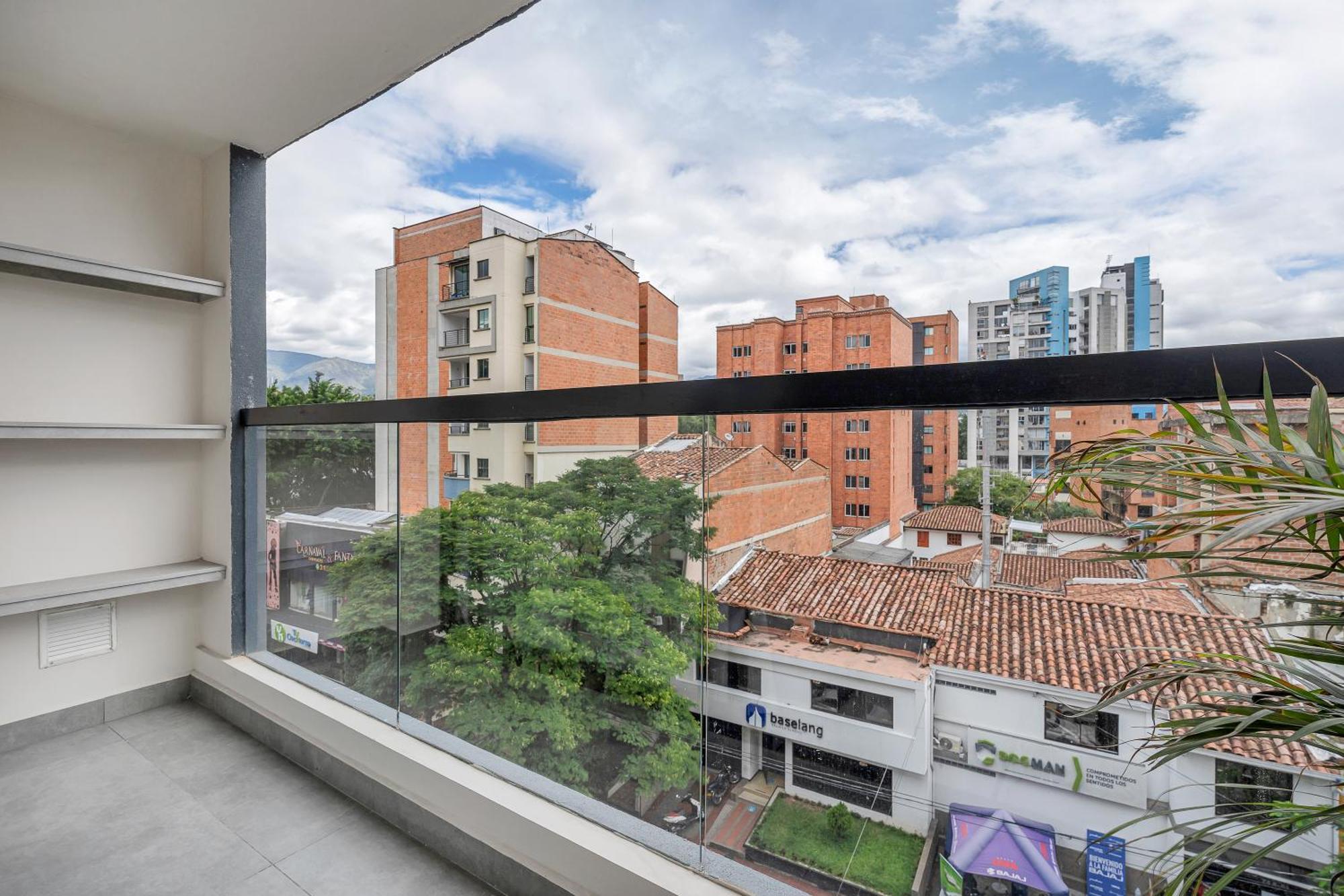 Apartamentos Housy Laureles Medellin Bagian luar foto