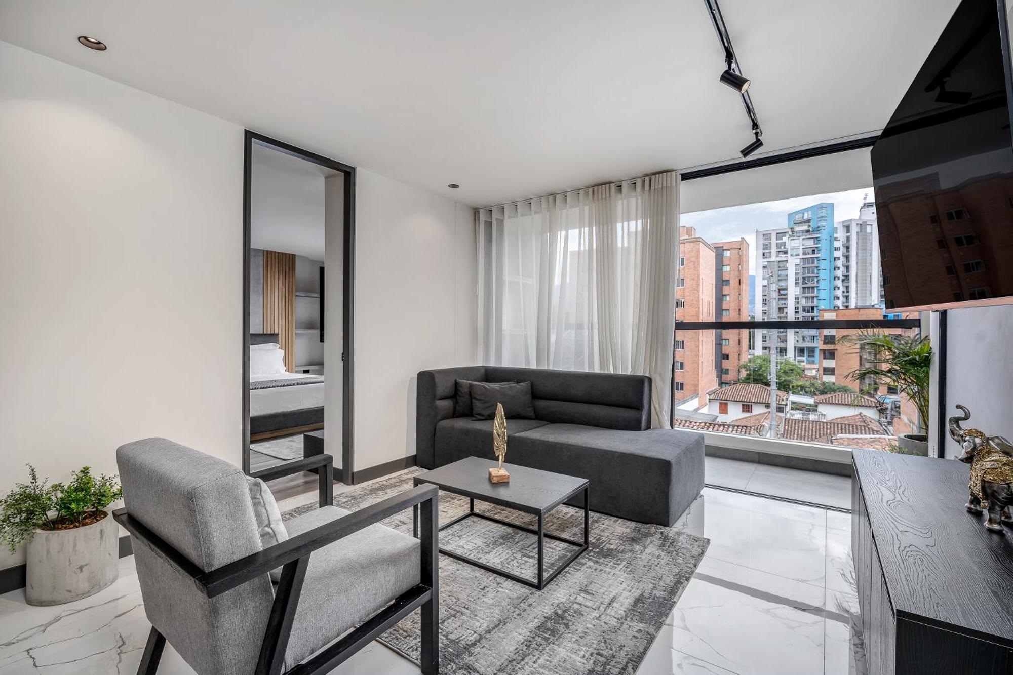 Apartamentos Housy Laureles Medellin Bagian luar foto