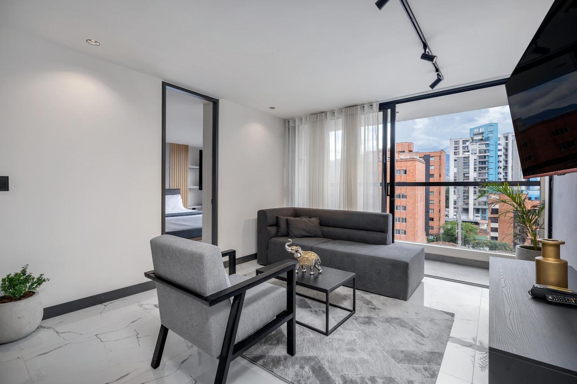 Apartamentos Housy Laureles Medellin Bagian luar foto